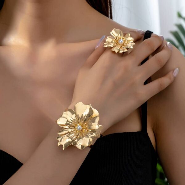The SolTwist Grace Set - Image 2
