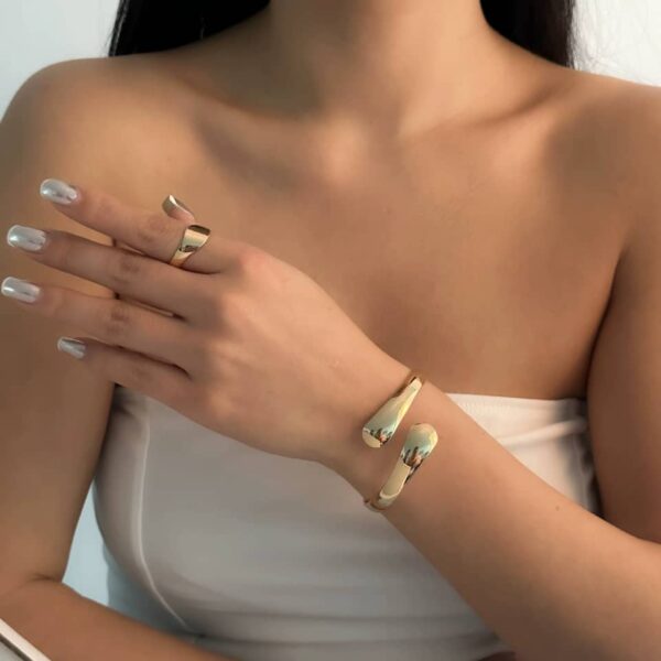 The SolTwist Grace Set - Image 5