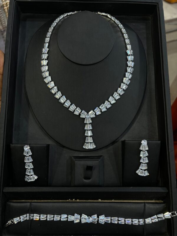 Rhinestone Jewelry Set - Image 9