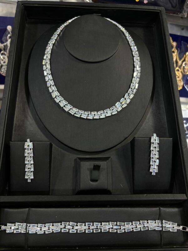 Rhinestone Jewelry Set - Image 18