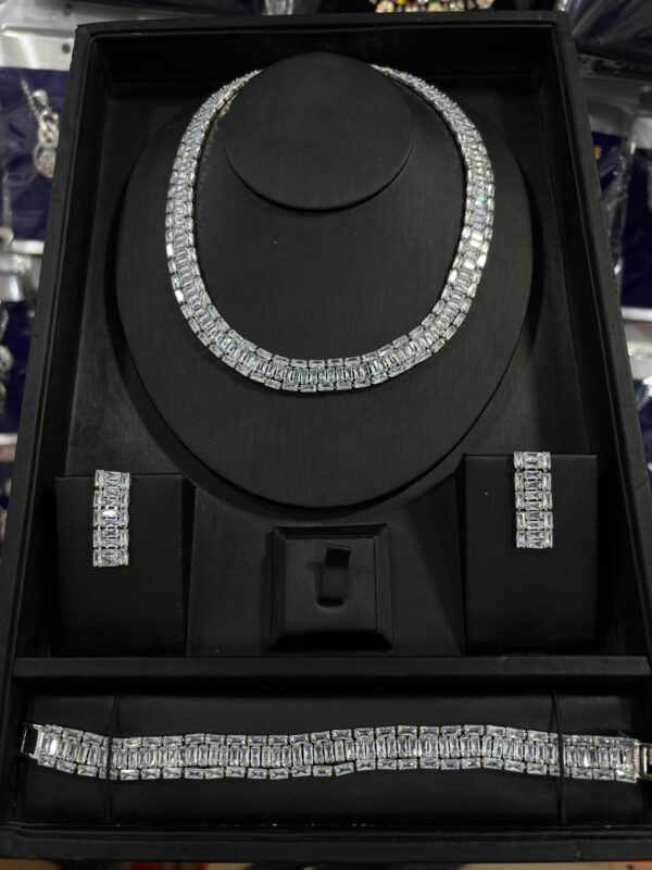 Rhinestone Jewelry Set - Image 19
